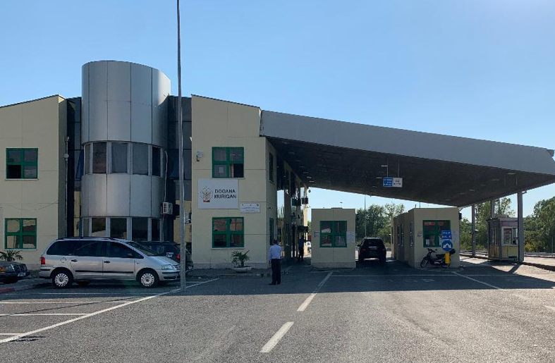 Kufizohet levizja ne kufirin me Malin e Zi: Ja kush lejohet te kaloje ne fundjave